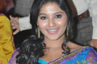 Anjali Saree Photos at SVSC